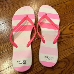 Victoria’s secret Pink Striped Flip Flops Size Small